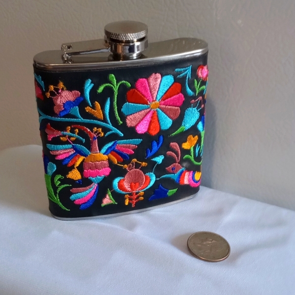Embroidered Flask by Blush new - Picture 1 of 3